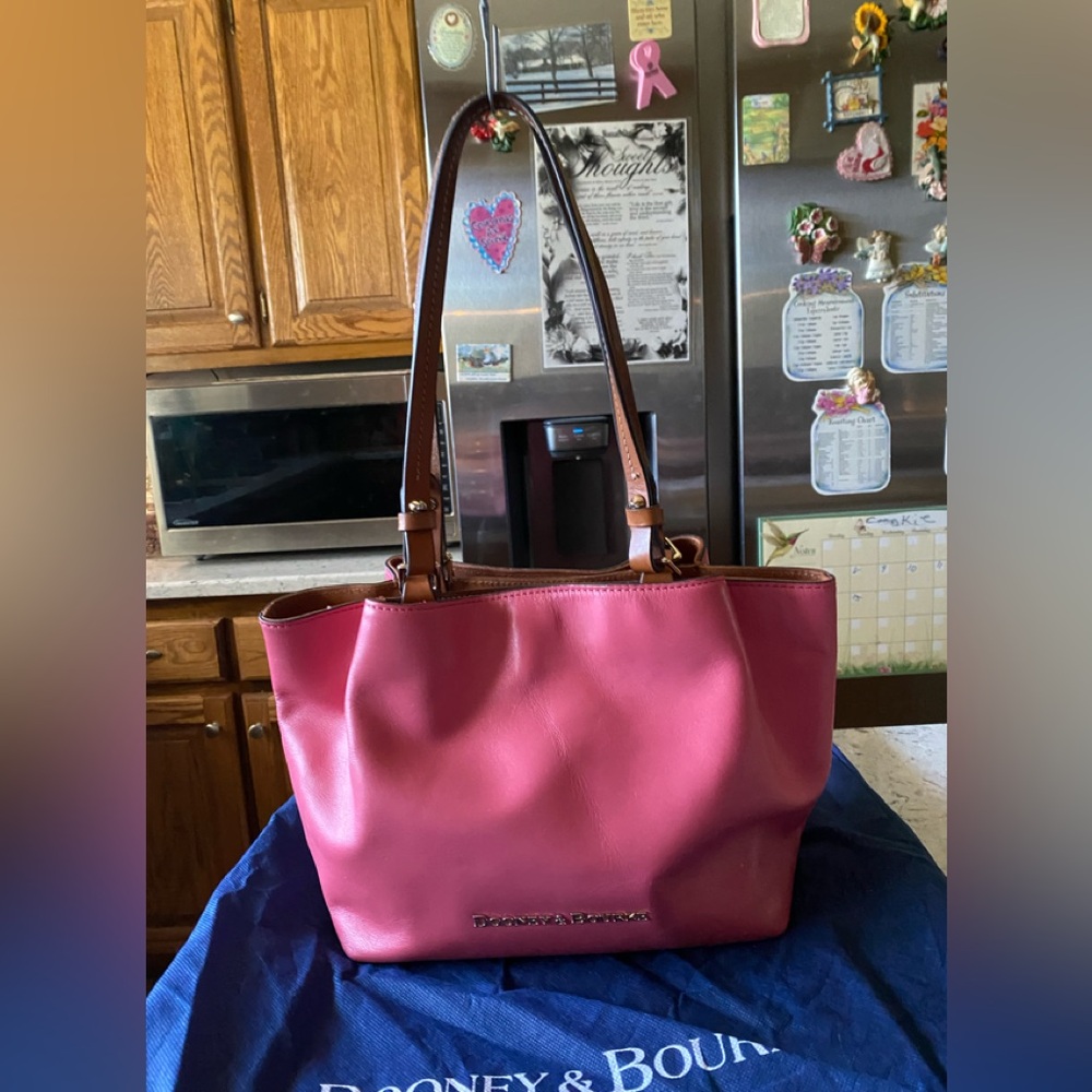 SOLD  DB  Barlow Soft Pink Vacchetta Leather Satchel Shoulderbag,DB Cover